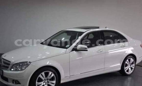 Buy Used Mercedes-Benz C–Class White Car in Grootfontein in Namibia