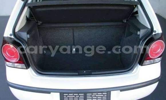 Buy Used Volkswagen Polo White Car in Grootfontein in Namibia Buy Used Volkswagen Polo White Car in Grootfontein in Namibia