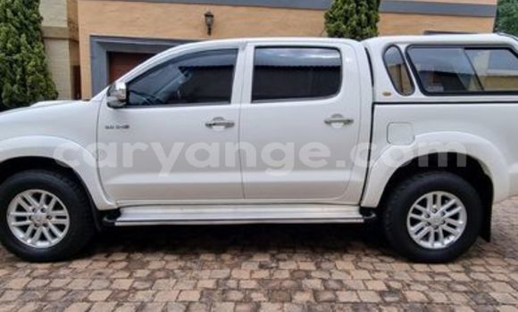 Buy Used Toyota Hilux White Car in Arandis in Kunene Buy Used Toyota Hilux White Car in Arandis in Kunene