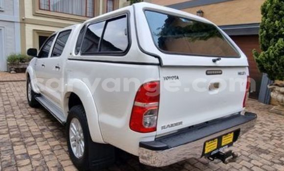 Buy Used Toyota Hilux White Car in Arandis in Kunene Buy Used Toyota Hilux White Car in Arandis in Kunene