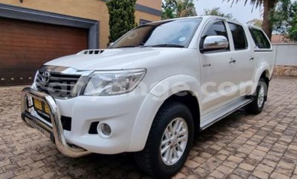 Buy Used Toyota Hilux White Car in Arandis in Kunene Buy Used Toyota Hilux White Car in Arandis in Kunene