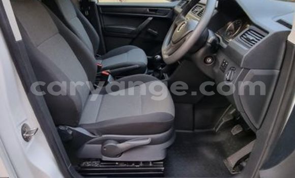 Acheter Occasion Voiture Volkswagen Caddy Blanc à Bethanien, Karas Acheter Occasion Voiture Volkswagen Caddy Blanc à Bethanien, Karas