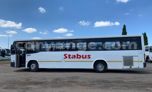 Buy Used Volkswagen TRUCK White Truck in Windhoek in Namibia Buy Used Volkswagen TRUCK White Truck in Windhoek in Namibia