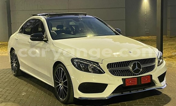 Acheter Occasion Voiture Mercedes-Benz C–Class Blanc à Henties Bay, Erongo Acheter Occasion Voiture Mercedes-Benz C–Class Blanc à Henties Bay, Erongo