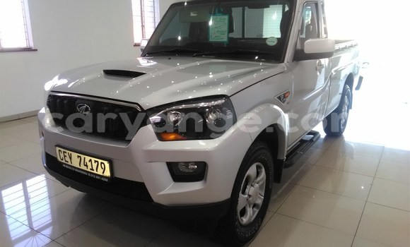 Acheter Occasion Voiture Mahindra Scorpio Gris à Walvis Bay, Namibie
