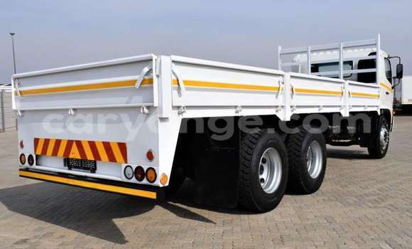 Buy Used Hino 300 Series White Truck in Windhoek in Namibia Buy Used Hino 300 Series White Truck in Windhoek in Namibia
