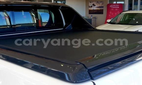 Buy Used Toyota Hilux Silver Car in Karasburg in Karas Buy Used Toyota Hilux Silver Car in Karasburg in Karas