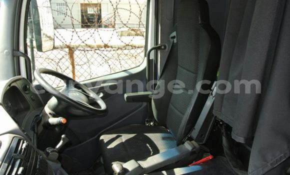 Acheter Occasion Utilitaire Mercedes‒Benz 3331 Blanc à Windhoek, Namibie Acheter Occasion Utilitaire Mercedes‒Benz 3331 Blanc à Windhoek, Namibie