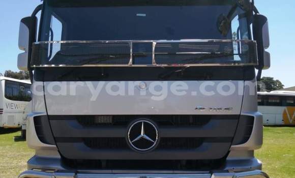 Buy Used Mercedes‒Benz 2644 White Truck in Windhoek in Namibia