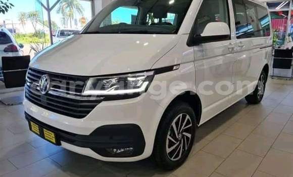 Buy Used Volkswagen Transporter White Car in Windhoek in Namibia Buy Used Volkswagen Transporter White Car in Windhoek in Namibia