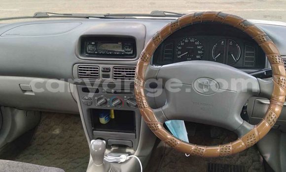 Acheter Occasion Voiture Toyota Corolla Blanc à Windhoek, Namibie Acheter Occasion Voiture Toyota Corolla Blanc à Windhoek, Namibie