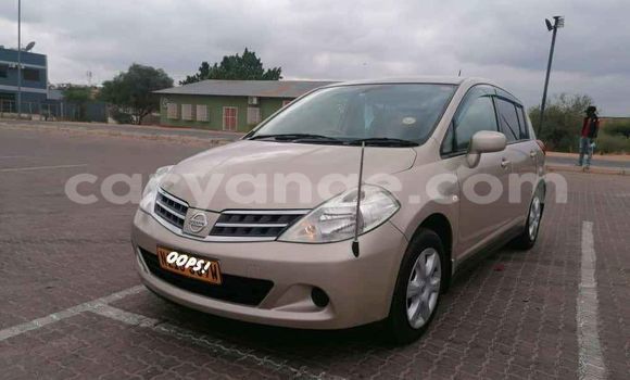 Acheter Occasion Voiture Nissan Tiida Marron à Windhoek, Namibie Acheter Occasion Voiture Nissan Tiida Marron à Windhoek, Namibie