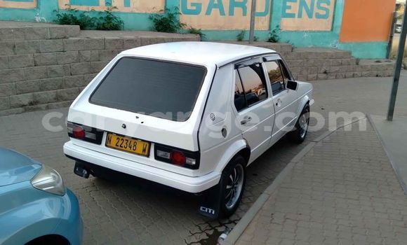 Acheter Occasion Voiture Volkswagen Golf Blanc à Windhoek, Namibie Acheter Occasion Voiture Volkswagen Golf Blanc à Windhoek, Namibie