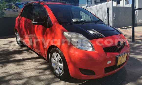 Acheter Occasion Voiture Toyota Vitz Rouge à Windhoek, Namibie