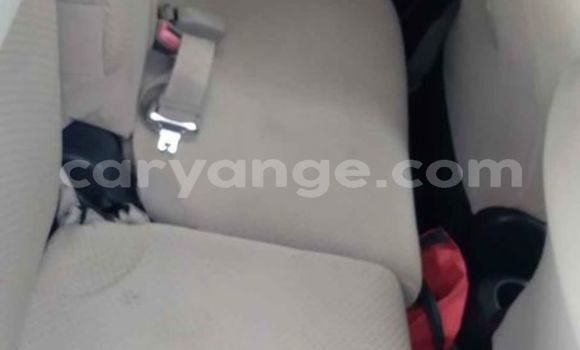 Acheter Occasion Voiture Toyota Vitz Bleu à Windhoek, Namibie Acheter Occasion Voiture Toyota Vitz Bleu à Windhoek, Namibie