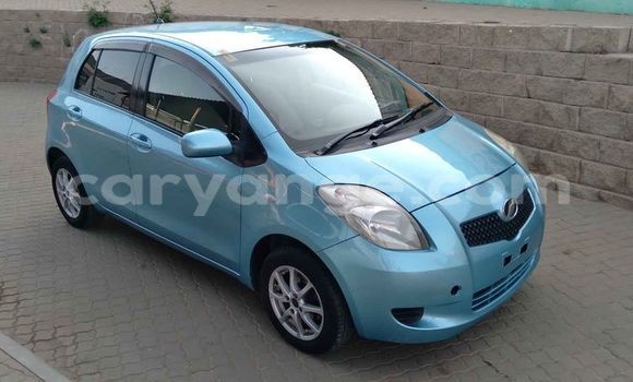 Acheter Occasion Voiture Toyota Vitz Bleu à Windhoek, Namibie Acheter Occasion Voiture Toyota Vitz Bleu à Windhoek, Namibie