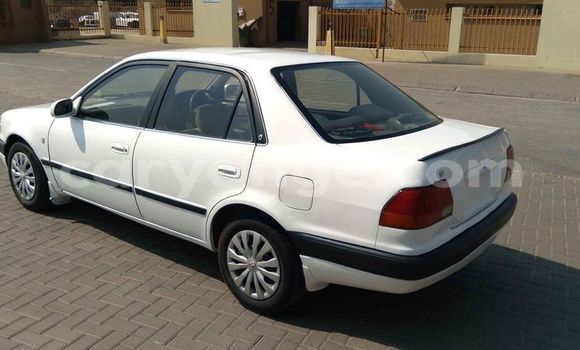 Acheter Occasion Voiture Toyota Corolla Blanc à Windhoek, Namibie Acheter Occasion Voiture Toyota Corolla Blanc à Windhoek, Namibie