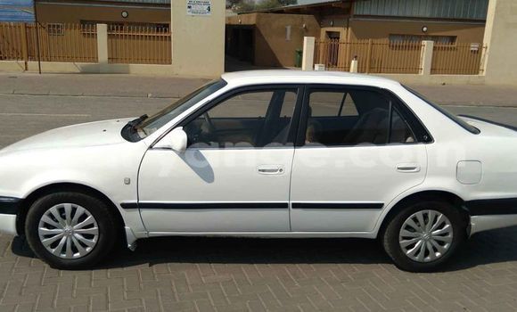 Acheter Occasion Voiture Toyota Corolla Blanc à Windhoek, Namibie Acheter Occasion Voiture Toyota Corolla Blanc à Windhoek, Namibie