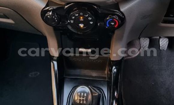 Acheter Occasion Voiture Ford EcoSport Blanc à Windhoek, Namibie Acheter Occasion Voiture Ford EcoSport Blanc à Windhoek, Namibie