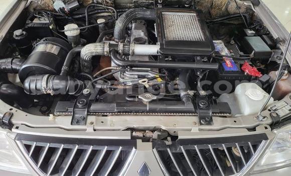 Acheter Occasion Voiture Mitsubishi Colt Blanc à Windhoek, Namibie Acheter Occasion Voiture Mitsubishi Colt Blanc à Windhoek, Namibie