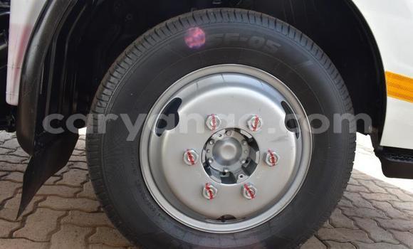 Acheter Occasion Utilitaire Toyota Dyna Blanc à Windhoek, Namibie Acheter Occasion Utilitaire Toyota Dyna Blanc à Windhoek, Namibie