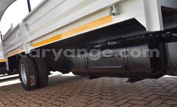 Acheter Occasion Utilitaire Toyota Dyna Blanc à Windhoek, Namibie Acheter Occasion Utilitaire Toyota Dyna Blanc à Windhoek, Namibie