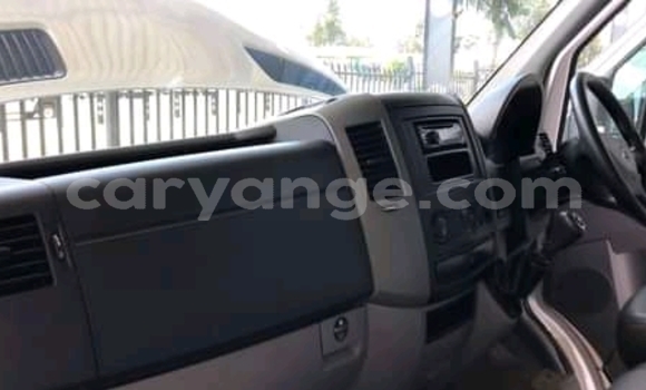 Buy Used Mercedes Viano White Car in Windhoek in Namibia Buy Used Mercedes Viano White Car in Windhoek in Namibia