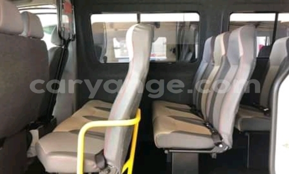 Buy Used Mercedes Viano White Car in Windhoek in Namibia Buy Used Mercedes Viano White Car in Windhoek in Namibia