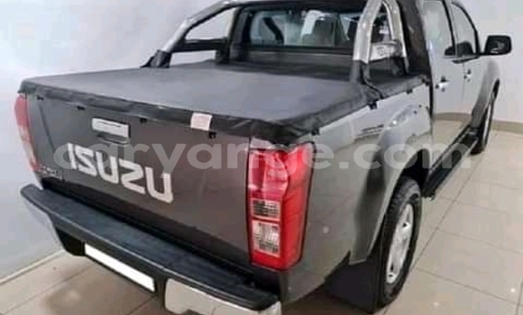 Buy Used Isuzu D–MAX Silver Car in Windhoek in Namibia Buy Used Isuzu D–MAX Silver Car in Windhoek in Namibia
