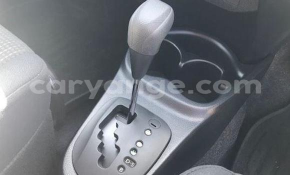 Acheter Occasion Voiture Toyota Vitz Noir à Windhoek, Namibie Acheter Occasion Voiture Toyota Vitz Noir à Windhoek, Namibie