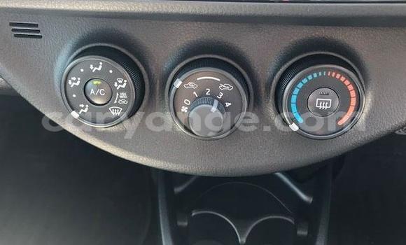 Acheter Occasion Voiture Toyota Vitz Noir à Windhoek, Namibie Acheter Occasion Voiture Toyota Vitz Noir à Windhoek, Namibie