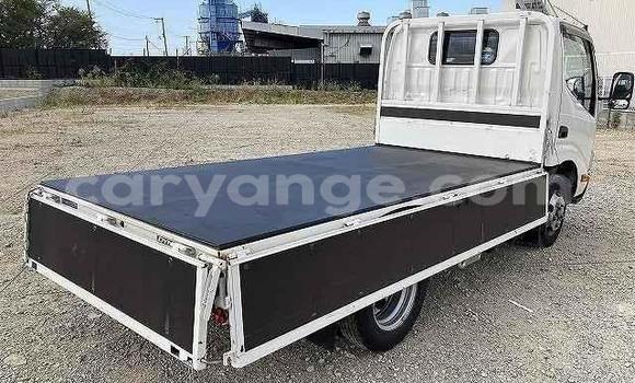 Buy Used Toyota Dyna White Car in Windhoek in Namibia Buy Used Toyota Dyna White Car in Windhoek in Namibia