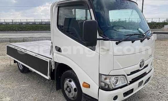 Buy Used Toyota Dyna White Car in Windhoek in Namibia Buy Used Toyota Dyna White Car in Windhoek in Namibia