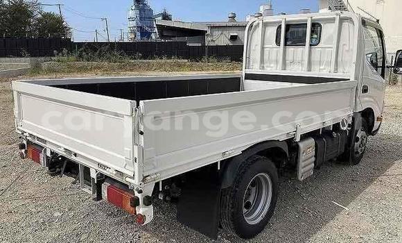 Buy Used Toyota Dyna White Car in Windhoek in Namibia Buy Used Toyota Dyna White Car in Windhoek in Namibia