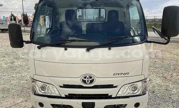 Buy Used Toyota Dyna White Car in Windhoek in Namibia Buy Used Toyota Dyna White Car in Windhoek in Namibia