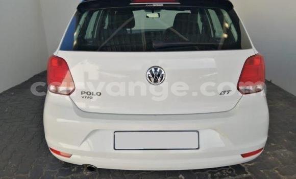 Acheter Occasion Voiture Volkswagen Polo Blanc à Gobabis, Omaheke Acheter Occasion Voiture Volkswagen Polo Blanc à Gobabis, Omaheke