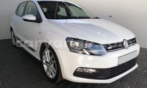 Acheter Occasion Voiture Volkswagen Polo Blanc à Gobabis, Omaheke Acheter Occasion Voiture Volkswagen Polo Blanc à Gobabis, Omaheke