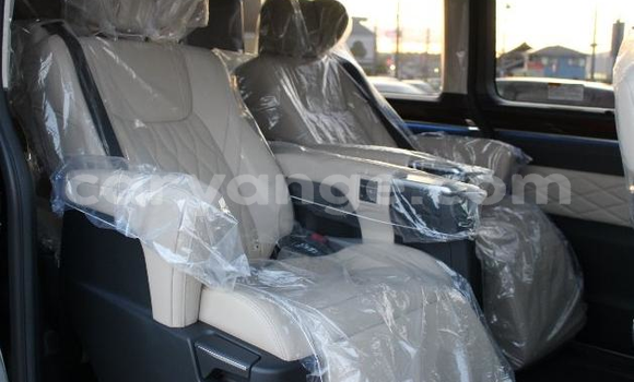 Buy Used Toyota Grand HiAce Black Car in Grootfontein in Namibia Buy Used Toyota Grand HiAce Black Car in Grootfontein in Namibia