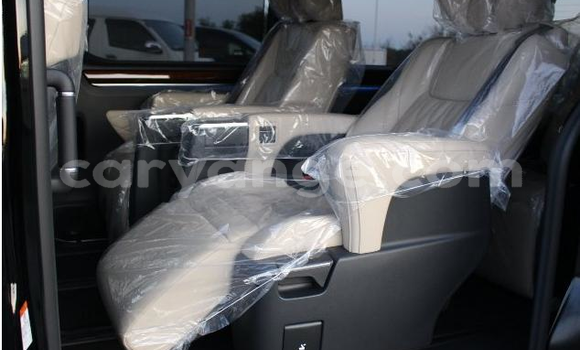 Buy Used Toyota Grand HiAce Black Car in Grootfontein in Namibia Buy Used Toyota Grand HiAce Black Car in Grootfontein in Namibia