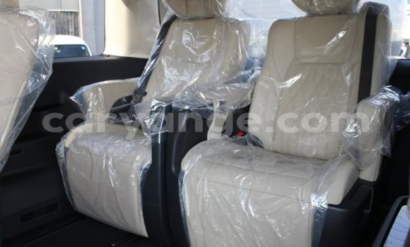 Buy Used Toyota Grand HiAce Black Car in Grootfontein in Namibia Buy Used Toyota Grand HiAce Black Car in Grootfontein in Namibia