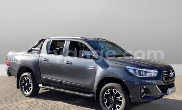 Buy Used Toyota Hilux Silver Car in Karasburg in Karas