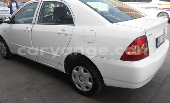 Buy Used Toyota Corolla White Car in Okakarara in Otjozondjupa Buy Used Toyota Corolla White Car in Okakarara in Otjozondjupa