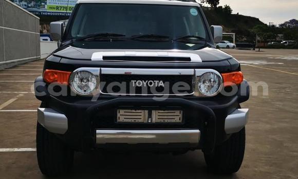 Buy Used Toyota FJ Cruiser Black Car in Windhoek in Namibia