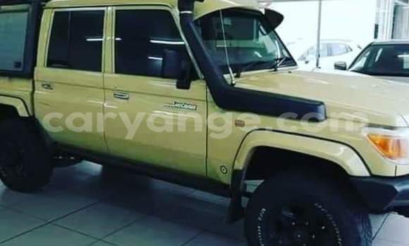 Buy Used Toyota Land Cruiser Beige Car in Windhoek in Namibia