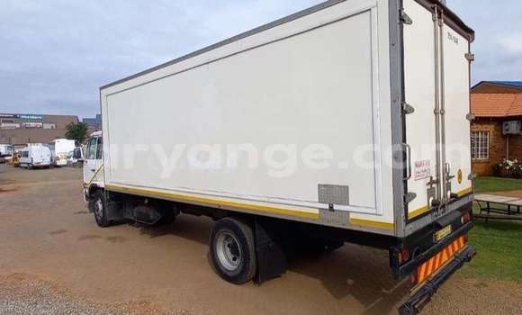 Buy Used Caterpillar 120 White Truck in Karasburg in Karas Buy Used Caterpillar 120 White Truck in Karasburg in Karas