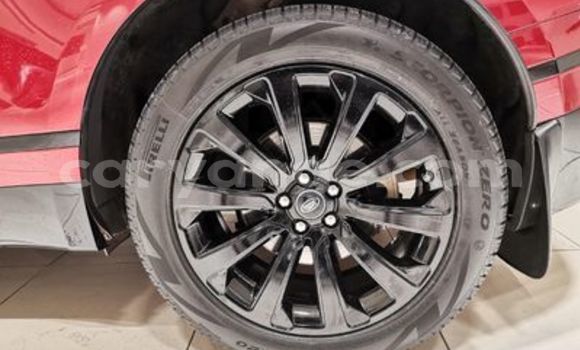 Acheter Occasion Voiture Land Rover Range Rover Velar Rouge à Windhoek, Namibie Acheter Occasion Voiture Land Rover Range Rover Velar Rouge à Windhoek, Namibie