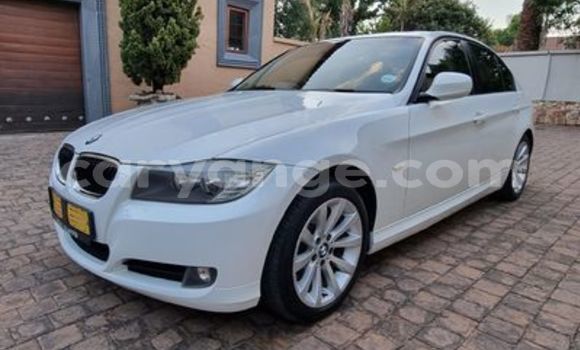 Buy Used BMW 3–Series White Car in Windhoek in Namibia