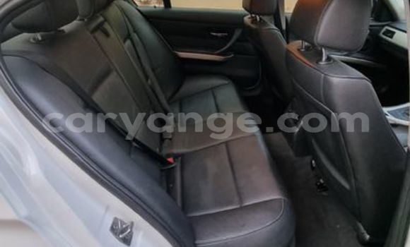 Acheter Occasion Voiture BMW 3–Series Blanc à Windhoek, Namibie Acheter Occasion Voiture BMW 3–Series Blanc à Windhoek, Namibie