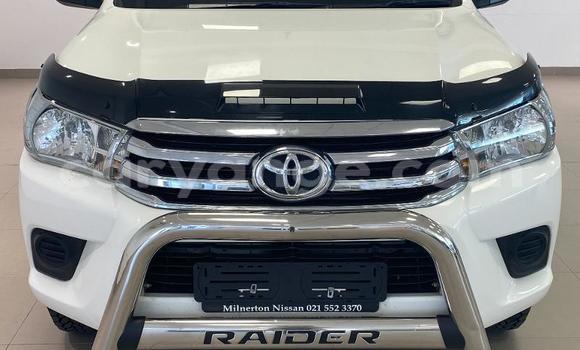 Acheter Occasion Voiture Toyota Hilux Blanc à Windhoek, Namibie Acheter Occasion Voiture Toyota Hilux Blanc à Windhoek, Namibie