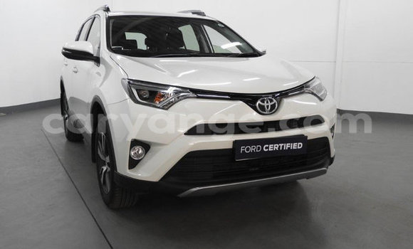 Buy Used Toyota RAV4 White Car in Khorixas in Kunene Buy Used Toyota RAV4 White Car in Khorixas in Kunene